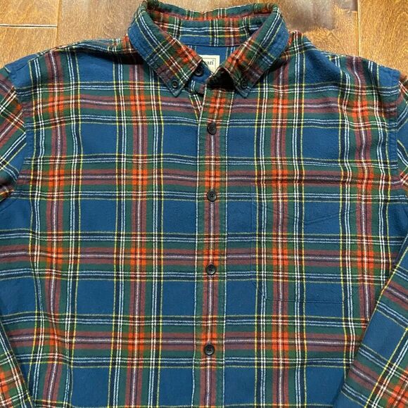 L.L. Bean Vintage Flannel Blue Red Green Button Front Shirt Men's Size Medium - Picture 2 of 9